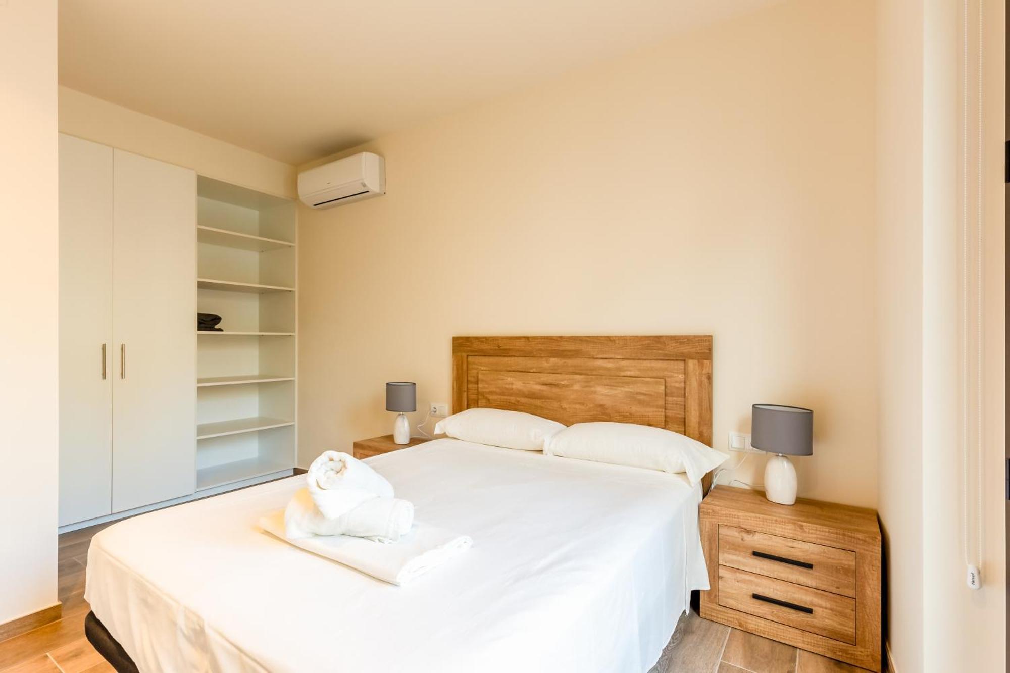 Can Cintet 1 Apartamento En La Plaza De Besalu Besalú Exterior foto