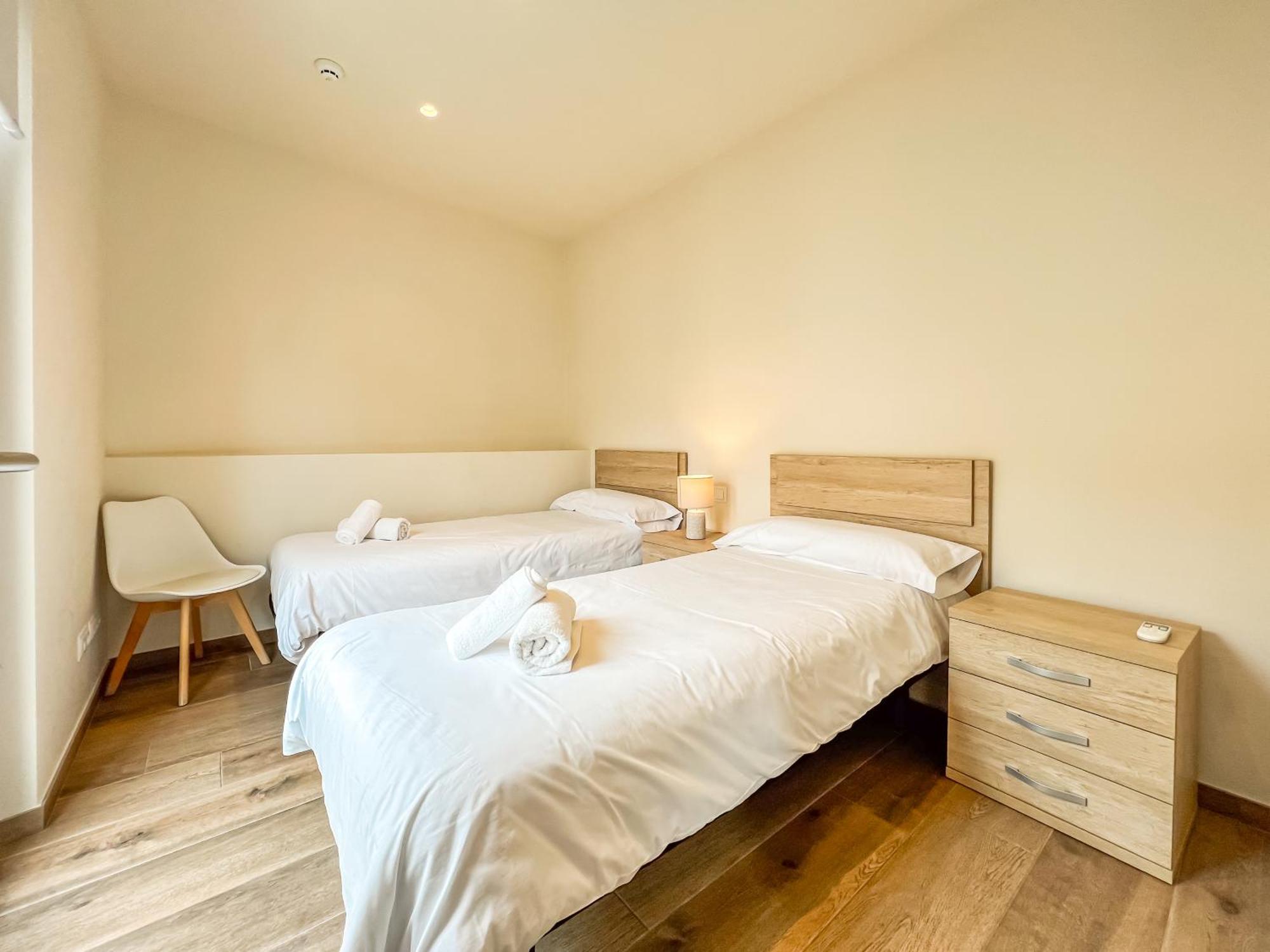 Can Cintet 1 Apartamento En La Plaza De Besalu Besalú Exterior foto