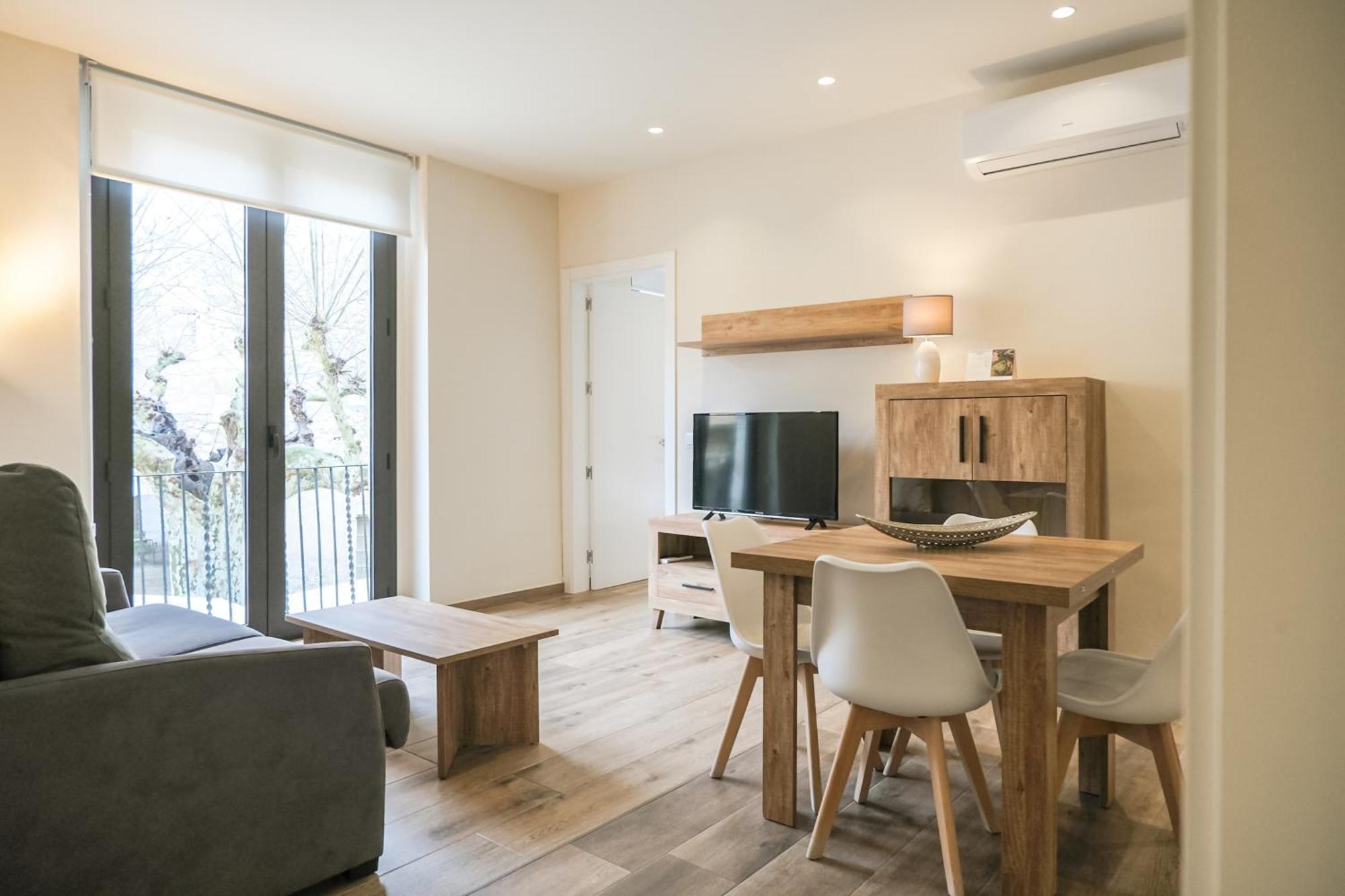 Can Cintet 1 Apartamento En La Plaza De Besalu Besalú Exterior foto